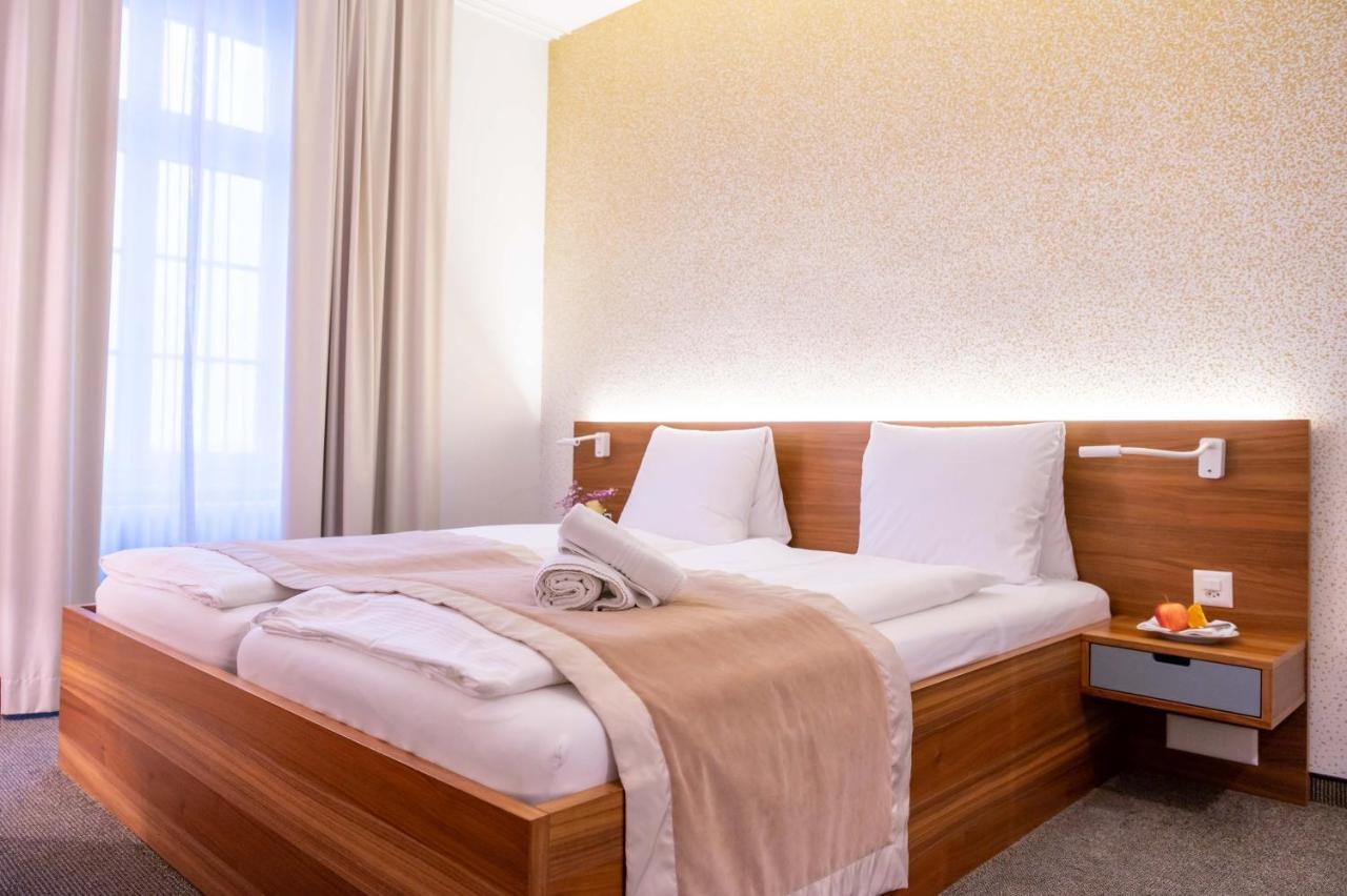 Hotel Engel Am Bahnhof Waedenswil Luaran gambar